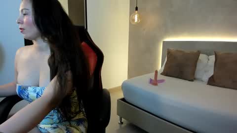 Snapshot of samantha_17_ chatting on September 25, 2:40 am S A M A N T H A online show from September 25, 2:40 am