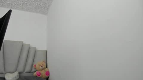 Samantha  online show from January 13, 4:37 pm