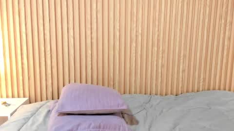 samantha_duart3 online show from April 23, 12:29 pm