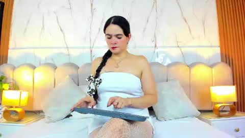 samantha_fiire online show from June 30, 1:21 pm