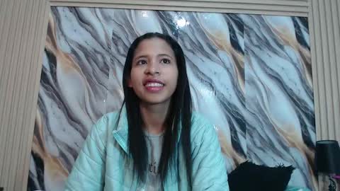 Snapshot of samantha_fox_squirt chatting on September 17, 7:34 am lizzy online show from September 17, 7:34 am