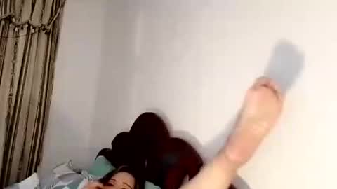 Samantha  Gomez  online show from December 7, 4:48 am