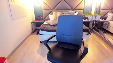 Samantha online show from December 5, 1:38 am