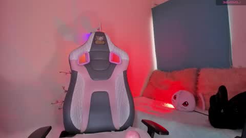 SAMY online show from November 12, 6:21 pm