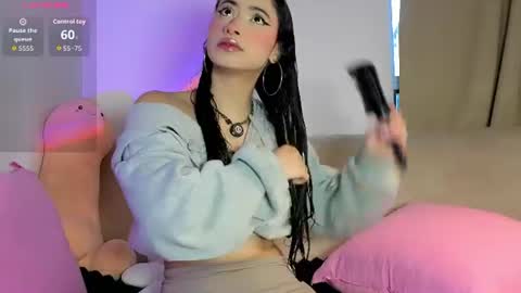 Samantha Ros online show from June 16, 11:36 am
