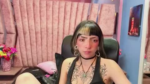 Snapshot of samanthaa_smitth chatting on September 14, 4:15 am Samantha Smitth online show from September 14, 4:15 am