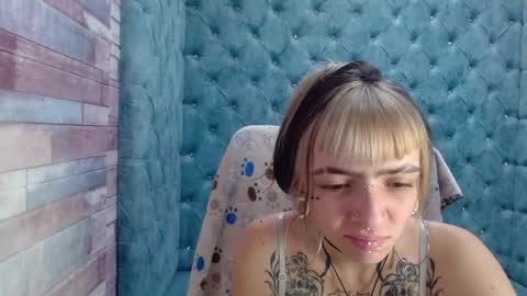 Snapshot of samanthaa_smitth chatting on October 8, 4:18 am Samantha Smitth online show from October 8, 4:18 am