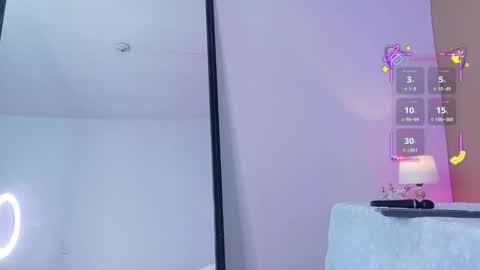 SAMANTHA ECHEVERRY online show from October 10, 10:25 pm