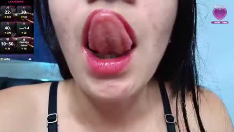samanthahoteer96 online show from June 25, 2:30 am