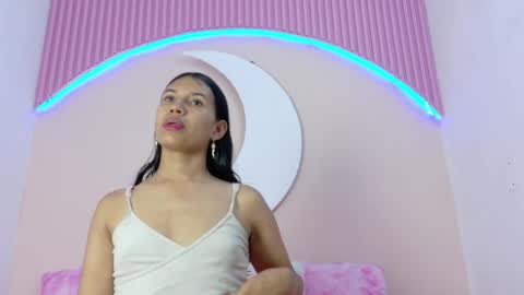samanthalaurent online show from May 15, 8:49 pm