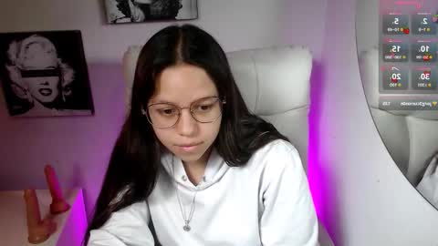 Samantha online show from November 19, 3:00 pm