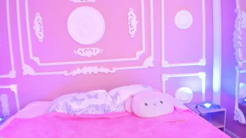 Samantha  online show from March 10, 11:47 am