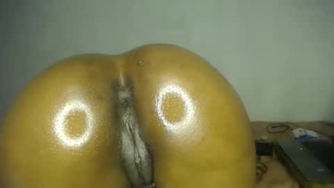 manth online show from March 6, 9:47 pm