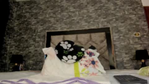 samanttamilf online show from June 20, 1:34 am