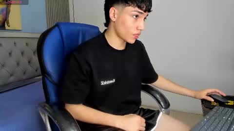 Sam online show from June 14, 7:49 pm