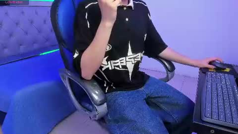 Sam online show from August 2, 8:54 pm