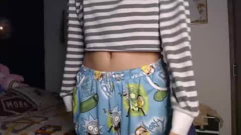 Tami  Gael online show from December 22, 2:07 am