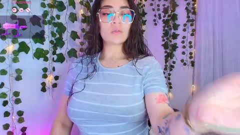 Snapshot of samii_evans chatting on October 10, 6:41 am samii evans online show from October 10, 6:41 am