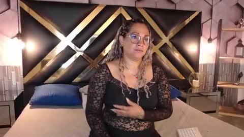 SAMIRA online show from June 17, 7:30 pm