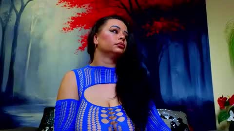     online show from December 22, 9:10 pm