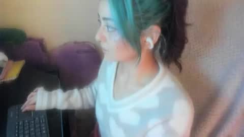   online show from July 7, 6:26 am