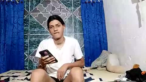 Snapshot of samuel_sincee chatting on September 25, 9:05 am Samuel Sincee online show from September 25, 9:05 am