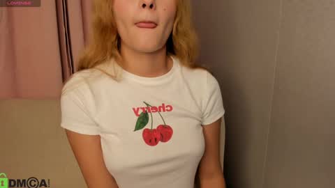 Samantha online show from March 4, 9:43 pm