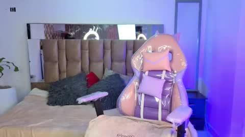 SAMY  online show from November 16, 5:37 pm