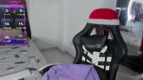 SamyHolbrook online show from December 14, 1:17 pm