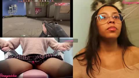 Special show on 17 december and 23 UwU online show from December 7, 4:26 am