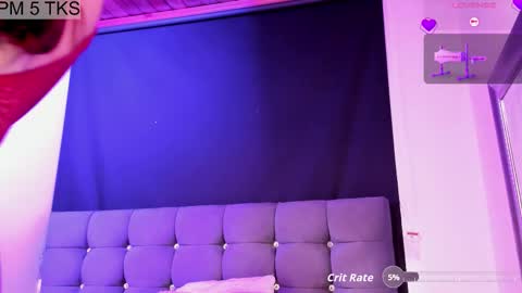 Snapshot of samypink_ chatting on October 6, 5:03 am samy online show from October 6, 5:03 am