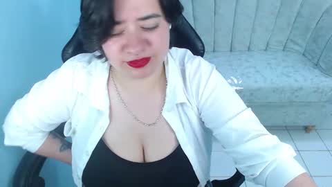 samythomas_t online show from March 7, 3:06 am