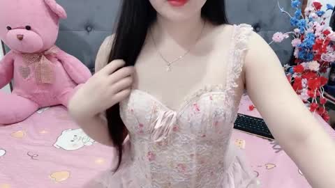 sanami_sian_ online show from May 2, 1:00 am