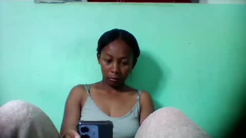 sandra1253099 online show from January 12, 6:20 am