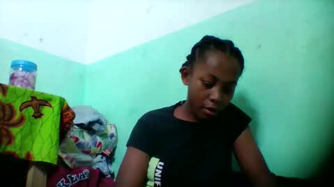 sandra1253099 online show from November 10, 8:00 pm