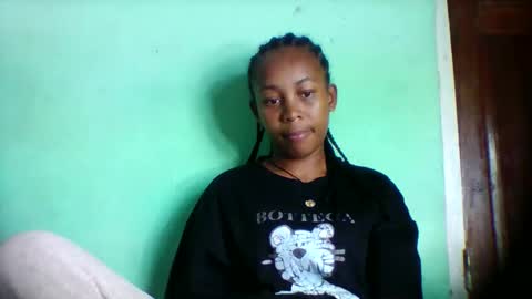 sandra1253099 online show from April 26, 3:09 pm