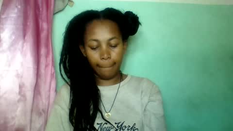 sandra1253099 online show from July 26, 6:00 am
