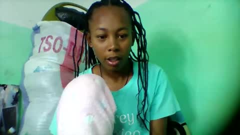 sandra1253099 online show from March 12, 8:07 am