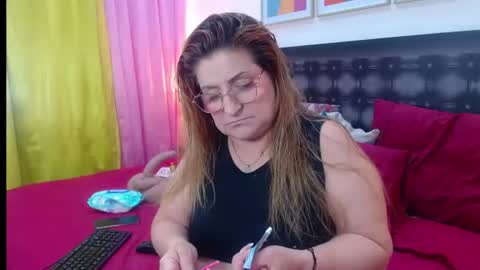 SANDRA online show from July 2, 10:42 am