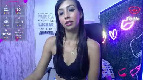 sandra  online show from June 15, 3:42 am