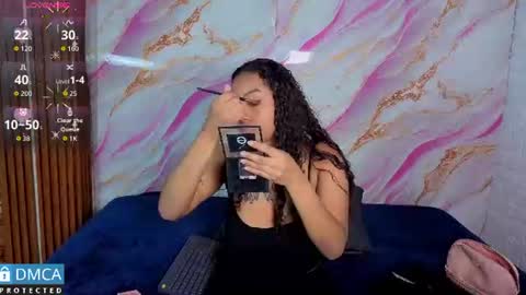 Sandra Rey online show from June 15, 6:00 pm