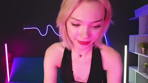 Sandy  online show from January 12, 4:21 am