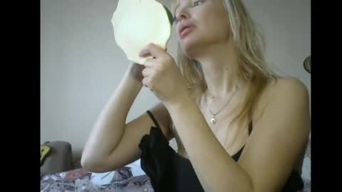 Sandra online show from March 12, 10:16 am