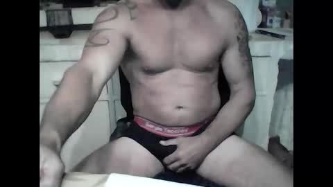 Snapshot of sandsyl27 chatting on October 20, 5:12 am sand online show from October 20, 5:12 am