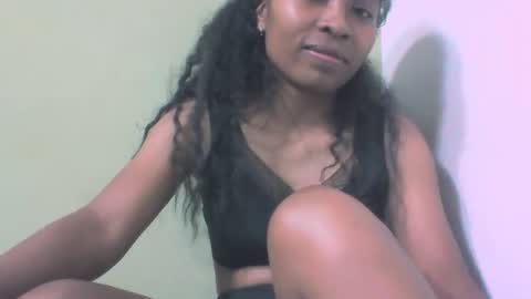Snapshot of sandy735579 chatting on October 21, 5:49 pm sandy735579 online show from October 21, 5:49 pm