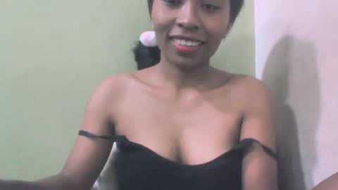 sandy735579 online show from April 26, 1:42 pm