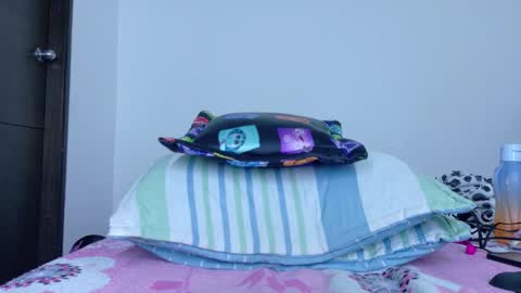 sandy online show from January 8, 8:25 pm