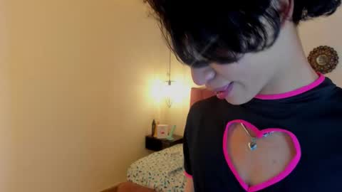 Sang online show from February 3, 5:50 pm