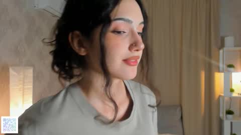 Snapshot of sanoradunston chatting on October 20, 7:08 pm Leya online show from October 20, 7:08 pm