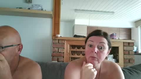 sanroom online show from September 14, 1:23 pm